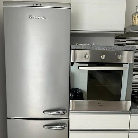 Refresh House Brindisi