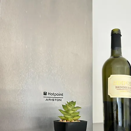 Refresh House * Brindisi